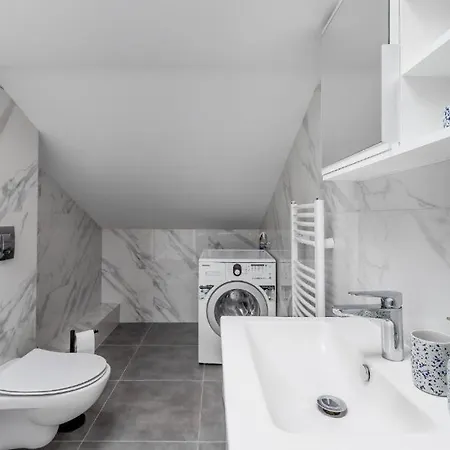 아파트 Close-central - Great Location- Praga Polnoc - 18 People -marcinkowskiego *