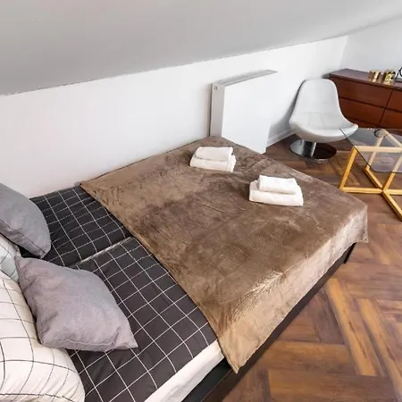 アパート Close-central - Great Location- Praga Polnoc - 18 People -marcinkowskiego ワルシャワ