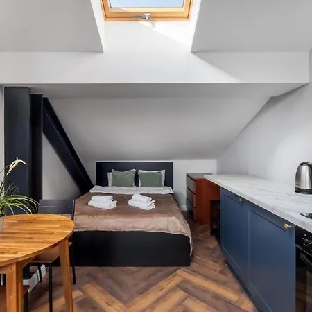 Close-central - Great Location- Praga Polnoc - 18 People -marcinkowskiego